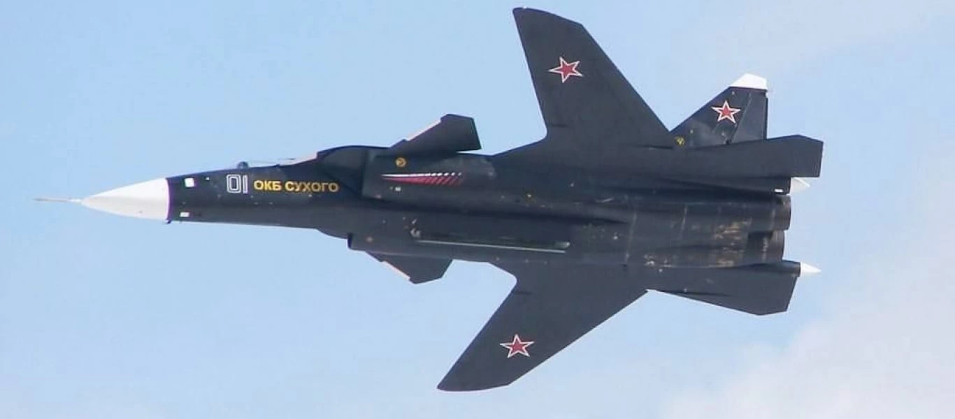 Όταν η Sukhoi παρουσίαζε το Su-47 και έκλεβε τις εντυπώσεις με την μοναδική σχεδίαση και τους ελιγμούς του (βίντεο)
